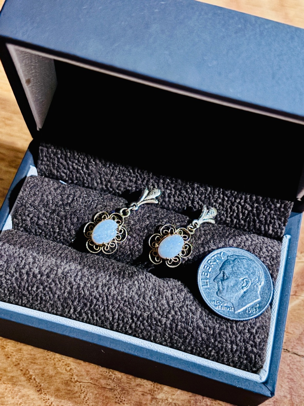 Vintage Cabachon genuine opal, 14k filigree earrings with original backs!